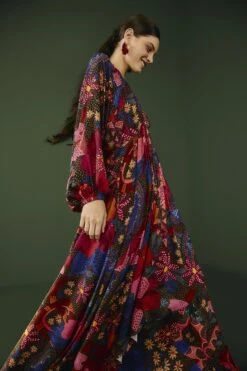 Farm Rio Black Wild Life Lenzing™ Ecovero™ Viscose Maxi Dress -Farm Rio Fashion Store 302684 04