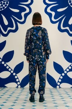 Farm Rio Black Macaw Forest Sweatshirt -Farm Rio Fashion Store 303959 04