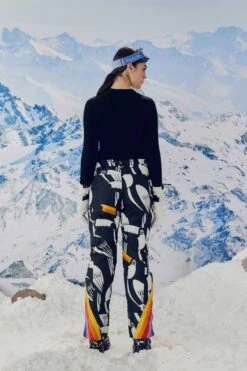 Farm Rio Black Graphic Toucans Ski Pants -Farm Rio Fashion Store 304126 04