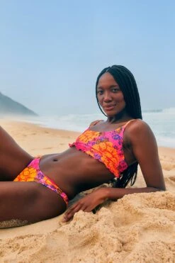 Farm Rio Pink Flowers Garden Bikini Top 9 Farm Rio Pink Flowers Garden Bikini Top -Farm Rio Fashion Store 304192 01