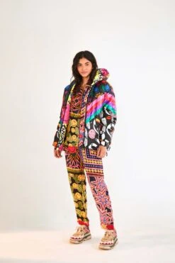 Farm Rio Patchwork Tapestry Smiley® Pants -Farm Rio Fashion Store 305163 04