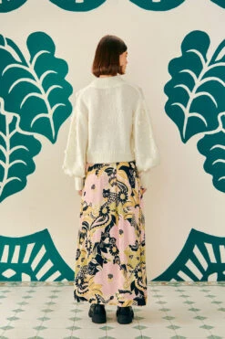 Farm Rio White Handmade Flowers Sweater 11 Farm Rio White Handmade Flowers Sweater -Farm Rio Fashion Store 305388 04