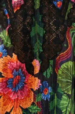 Farm Rio Black Blooming Garden Blouse -Farm Rio Fashion Store 306231 05