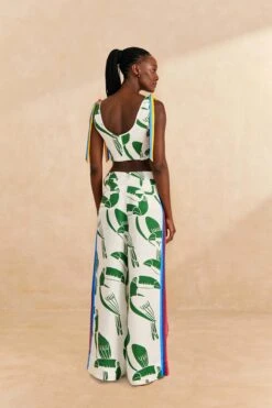 Farm Rio Off-White Rainbow Toucans Crop Top 10 Farm Rio Off-White Rainbow Toucans Crop Top -Farm Rio Fashion Store 306280 04