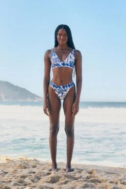 Farm Rio Sweet Rio Bikini Top -Farm Rio Fashion Store 307103 02