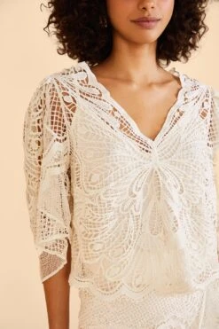 Farm Rio Off-White Butterfly Guipure Blouse -Farm Rio Fashion Store 309242 03