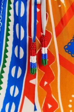 Farm Rio Off-White Pitta Colors Shorts -Farm Rio Fashion Store 313676 05