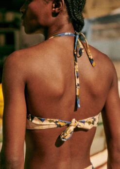 Farm Rio Calme Absolu Mandacaru Floral Bikini Top 7 Farm Rio Calme Absolu Mandacaru Floral Bikini Top -Farm Rio Fashion Store 313806 03