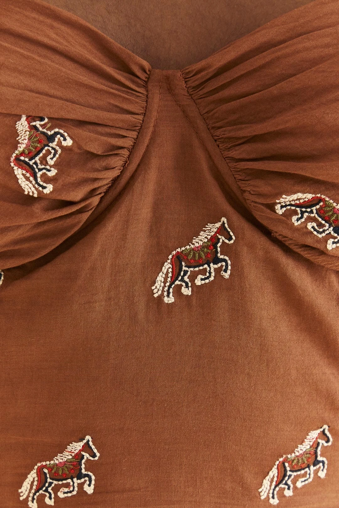 Farm Rio Caramel Embroidered Horses Crop Top 7 Farm Rio Caramel Embroidered Horses Crop Top - Image 5