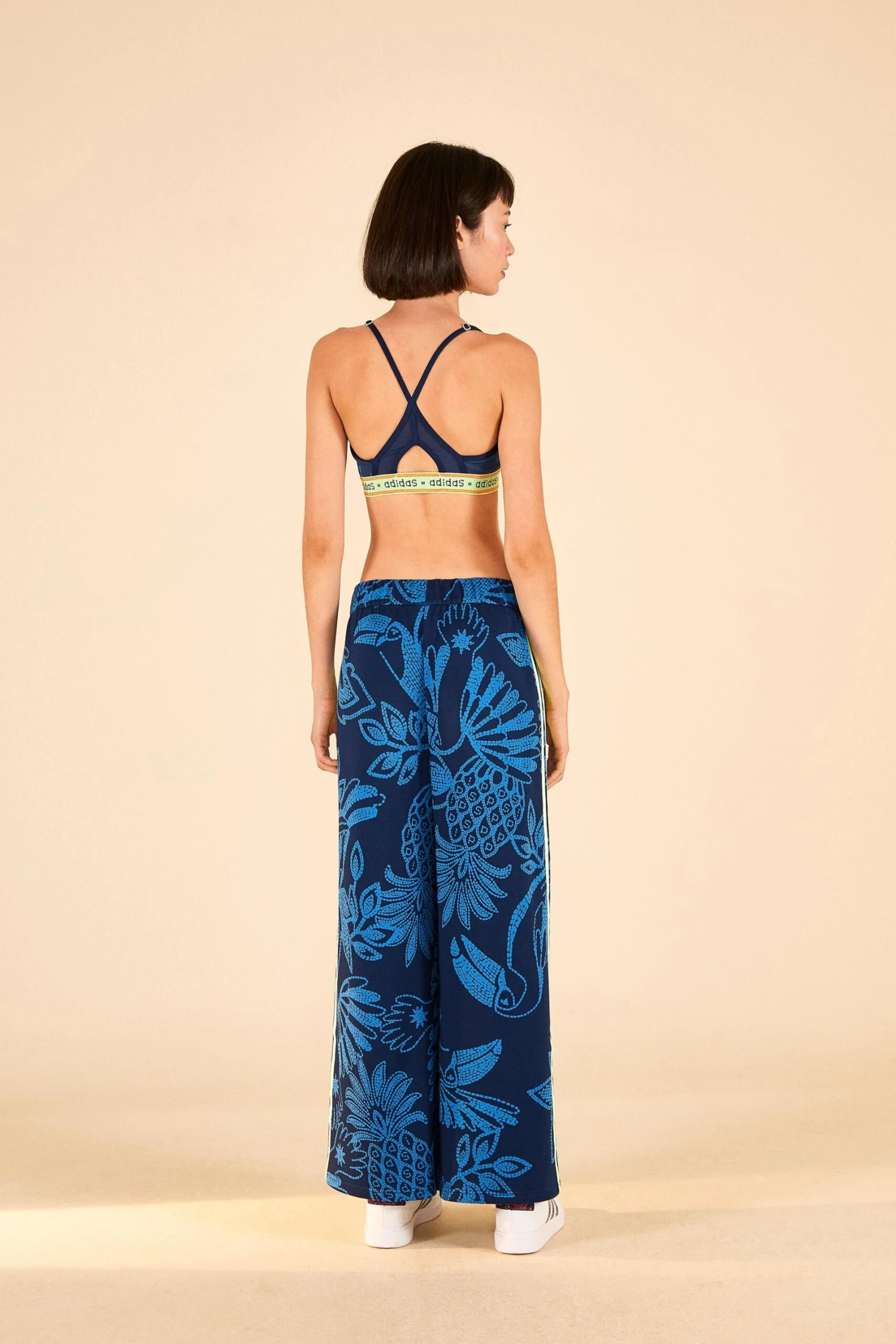 Farm Rio ADIDAS FARM LS Bra Blue 4 Farm Rio ADIDAS FARM LS Bra Blue - Image 2